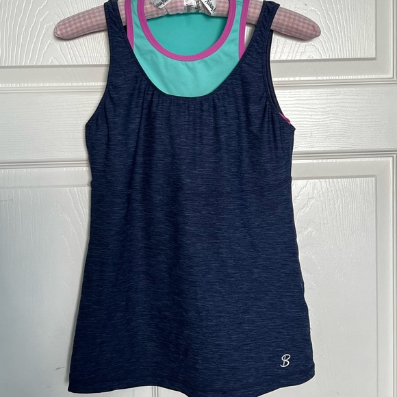 Sofibella Layered Tennis Tank with Built-in Bra - Picture 2 of 7